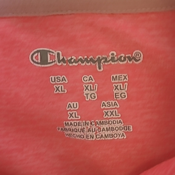 Champion Women's zip up jacket - Picture 3 of 8